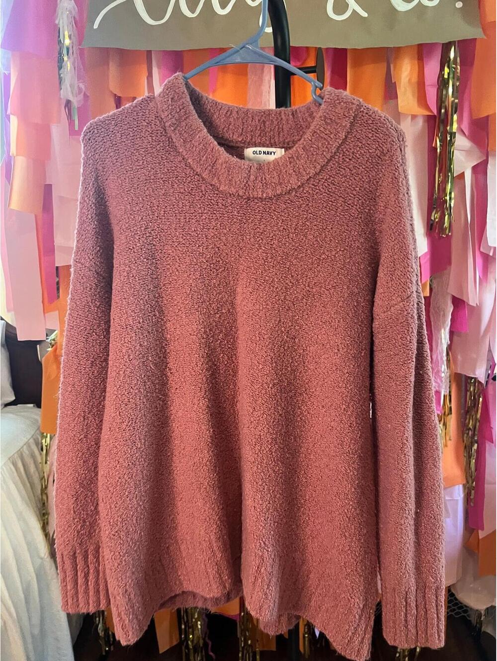 155. OLD NAVY MAUVE SWEATER
